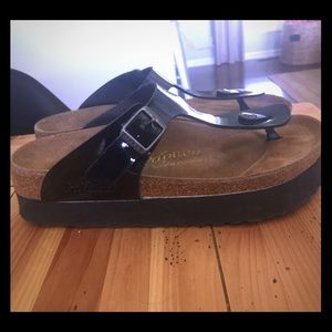 Birkenstock Papillio Platform in paten black